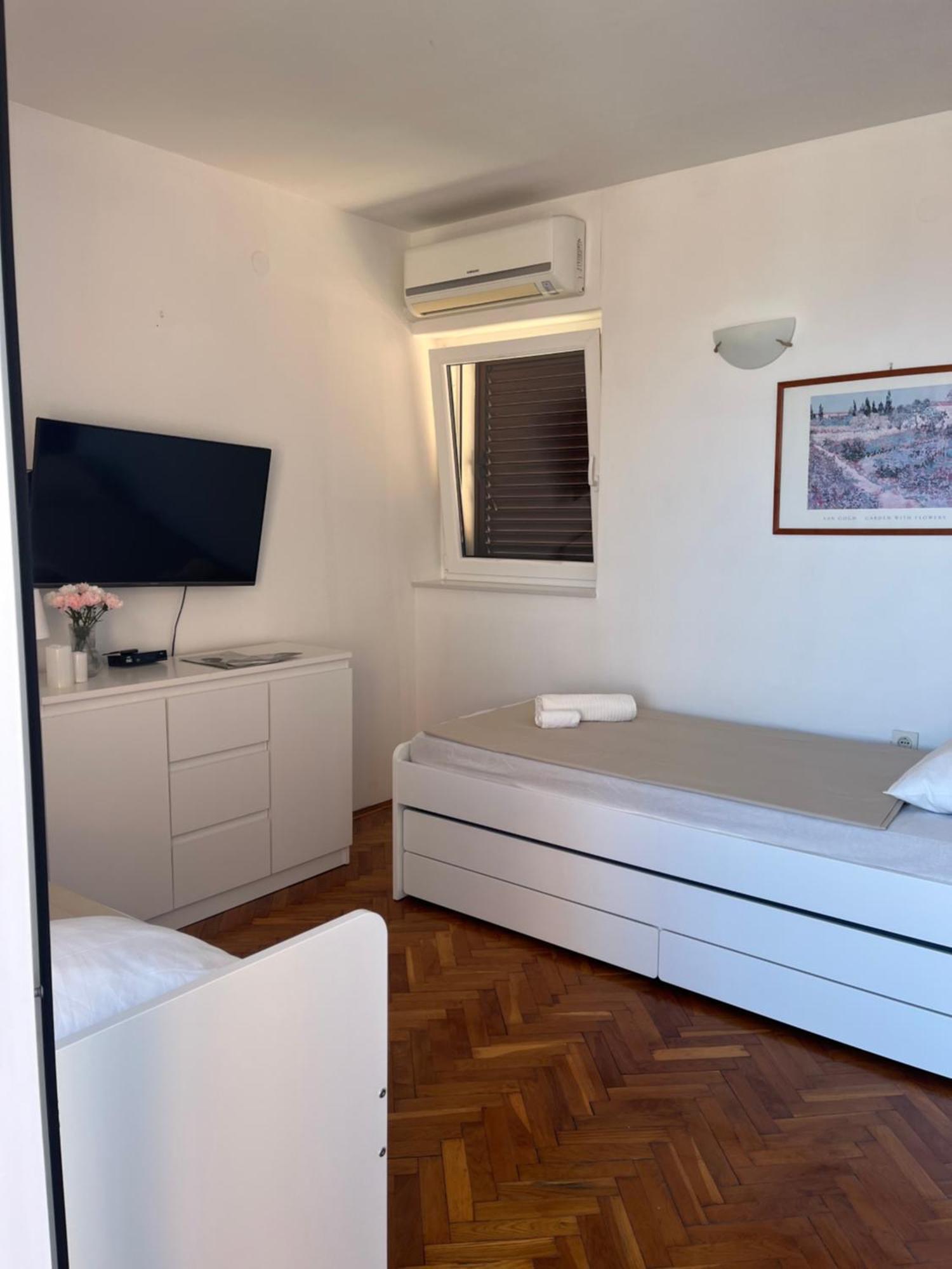 Falcon Mali Lošinj Екстериор снимка